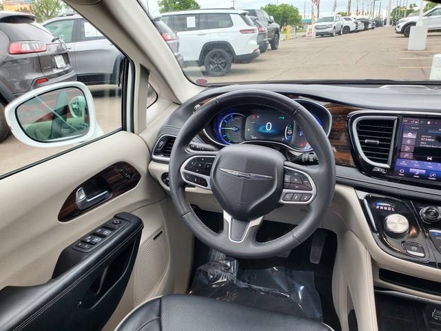 2022 Chrysler Pacifica Hybrid Limited
