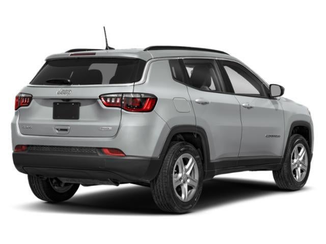 2023 Jeep Compass Latitude Lux FWD