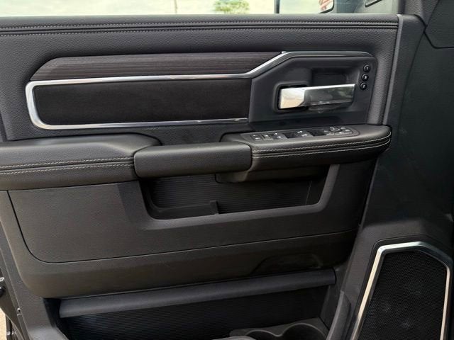 2026 RAM 2500 Laramie Crew Cab 4x4 6'4' Box