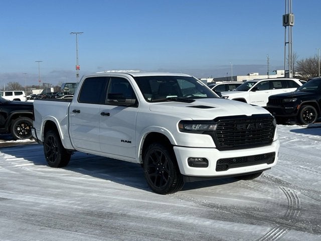 2026 RAM 1500 Laramie Crew Cab 4x4 5'7' Box