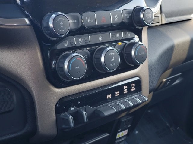 2024 RAM 2500 Laramie Crew Cab 4x4 6'4' Box