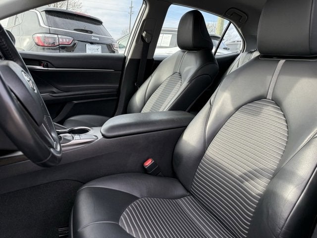 2023 Toyota Camry SE Nightshade Edition