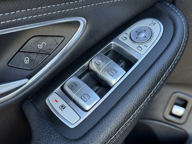 2015 Mercedes-Benz C 300 4MATIC®